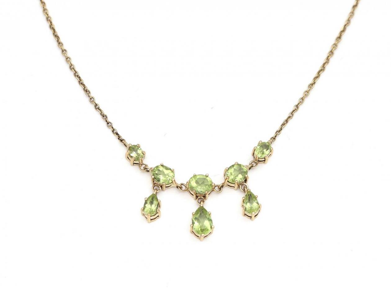 Vintage 9kt yellow gold peridot necklace