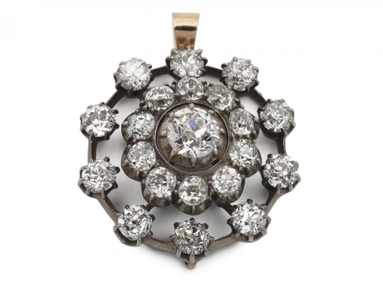 Early Victorian diamond coronet cluster openwork pendant